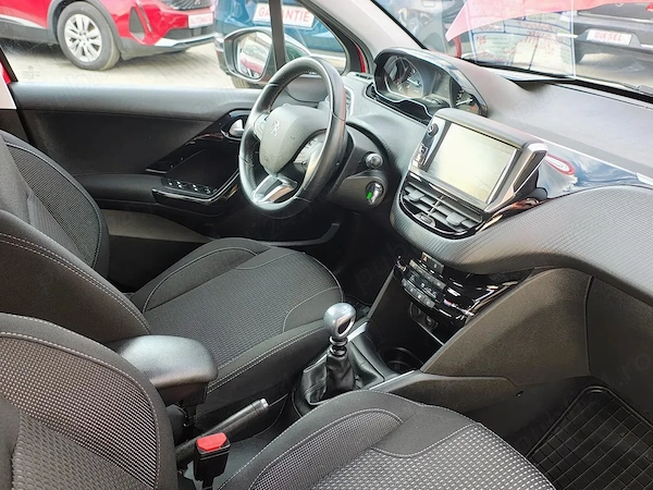 PEUGEOT 208 2019 — imagine 13