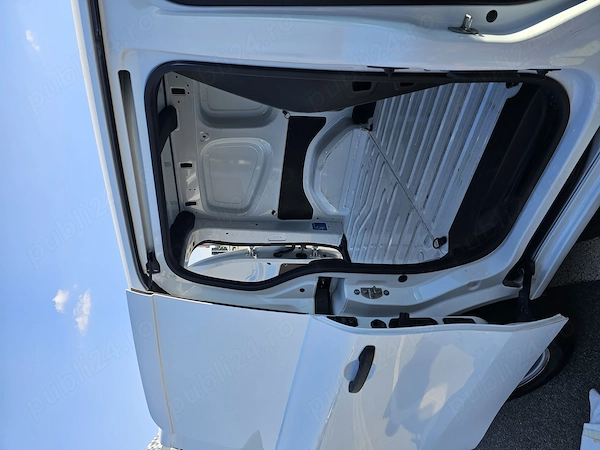 RENAULT Kangoo 2022 — imagine 8