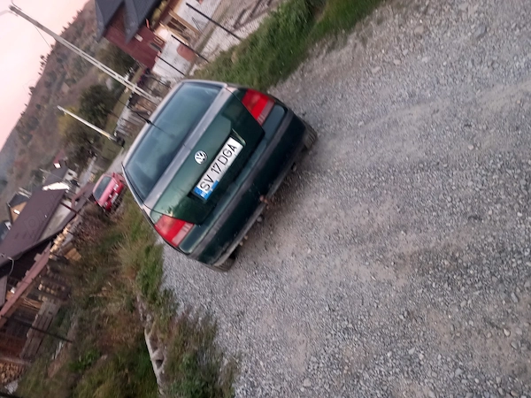 VOLKSWAGEN Bora 2001 — imagine 4