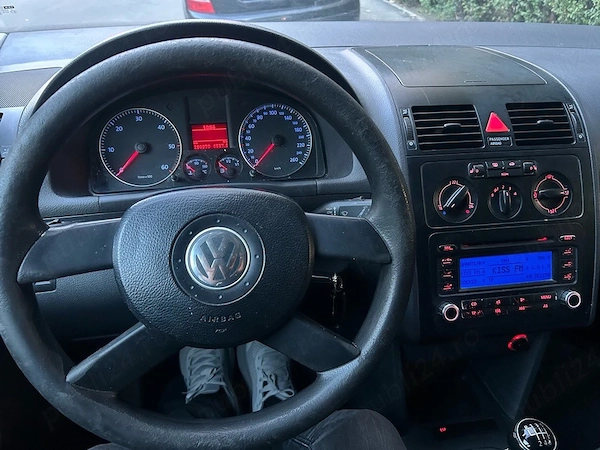 VOLKSWAGEN Touran 2006 — imagine 6