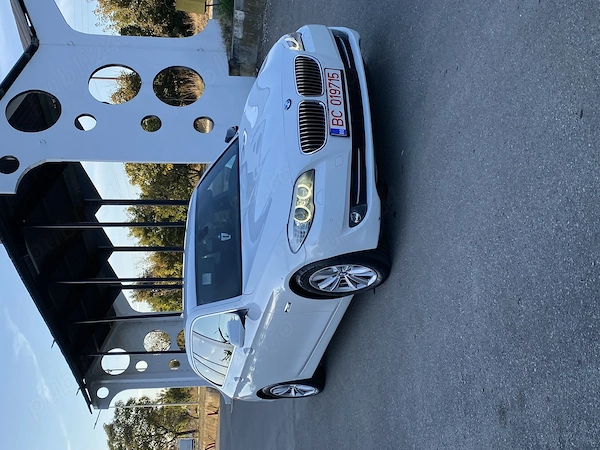 BMW 5 Series 2011 — imagine 2