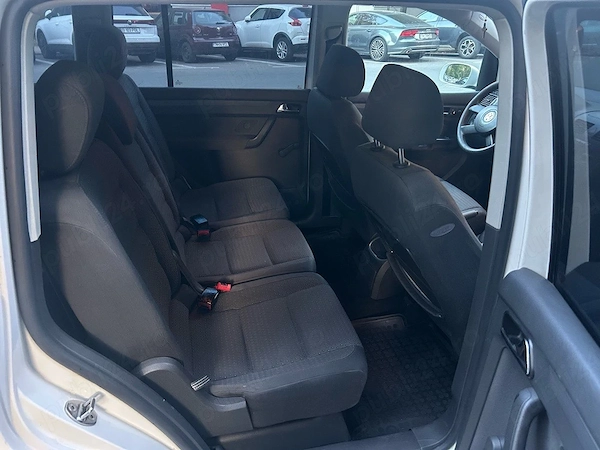 VOLKSWAGEN Touran 2006 — imagine 8