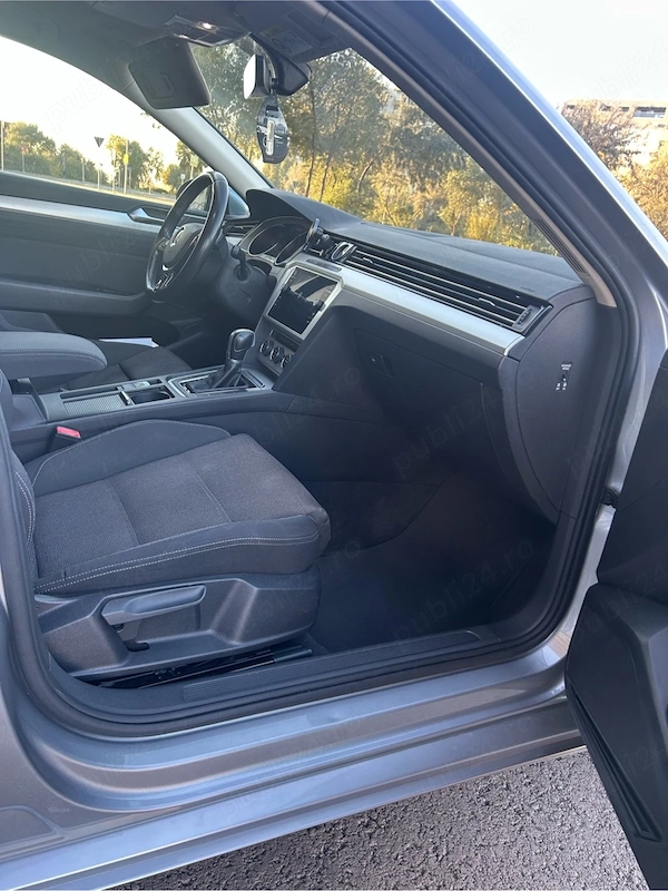 VOLKSWAGEN Passat 2019 — imagine 8