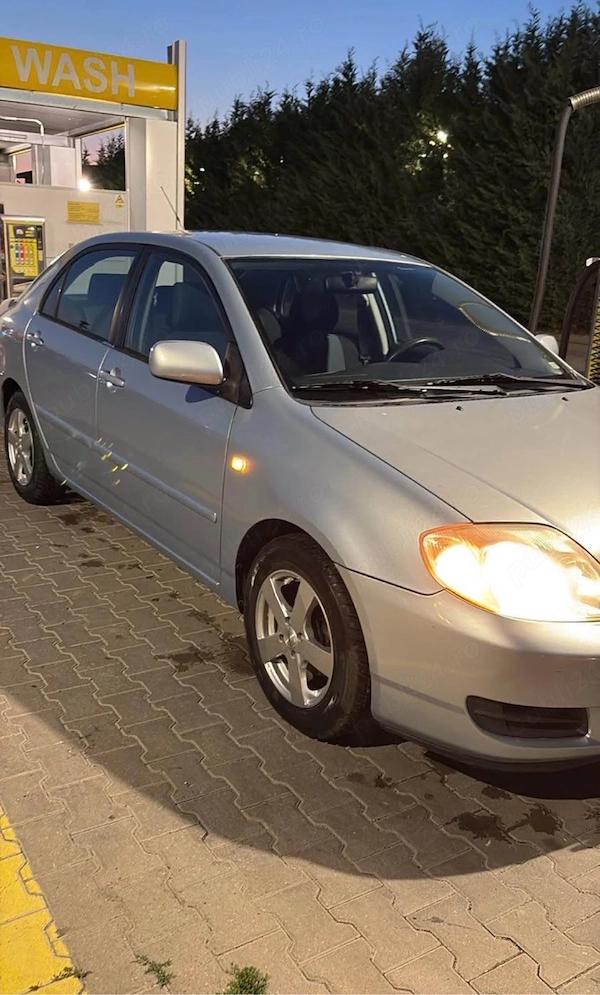 TOYOTA Corolla 2004 — imagine 4