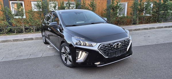 HYUNDAI Ioniq