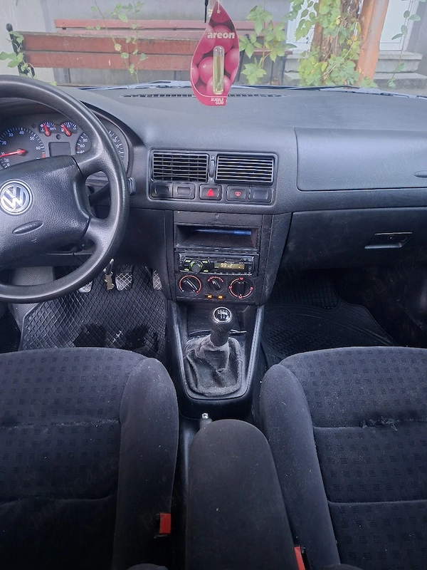 VOLKSWAGEN Golf 2002 — imagine 4