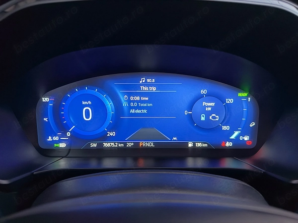 FORD Kuga 2022 — imagine 5
