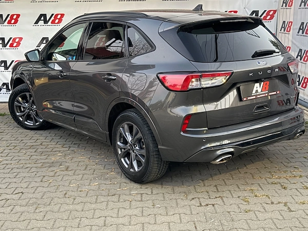 FORD Kuga 2022 — imagine 4