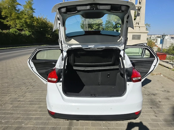 FORD Focus 2015 — imagine 4