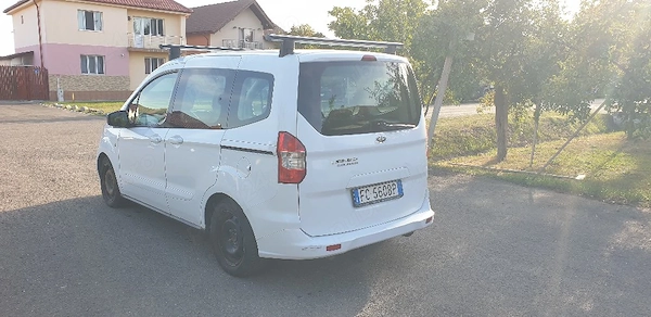 FORD Tourneo Courier 2016 — imagine 4