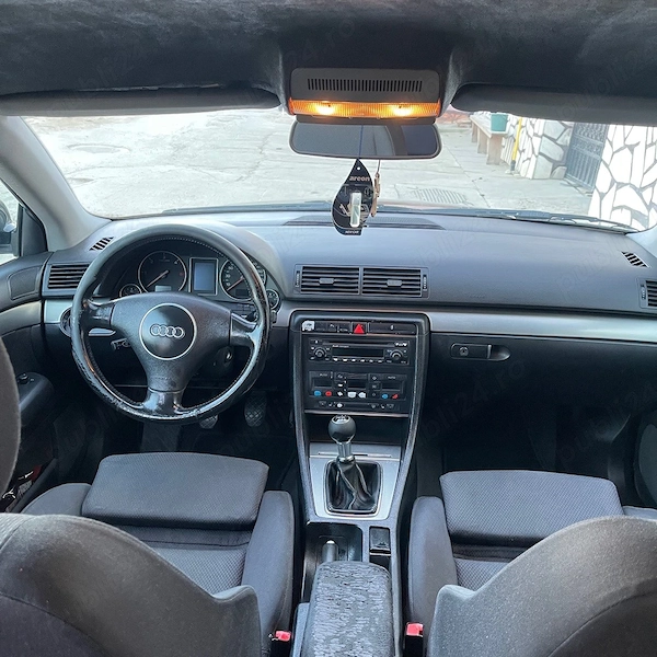 AUDI A4 2004 — imagine 7