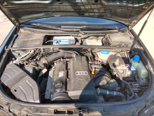 AUDI A4 2004 — imagine 5