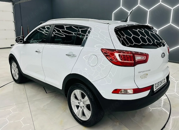 KIA Sportage 2013 — imagine 3