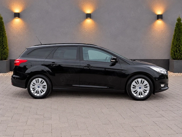 FORD Focus 2015 — imagine 3