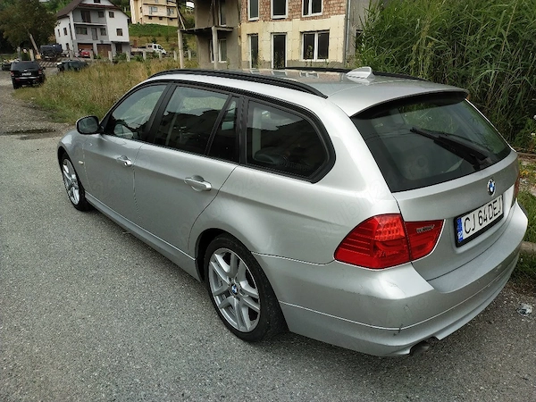 BMW 3 Series 2011 — imagine 4