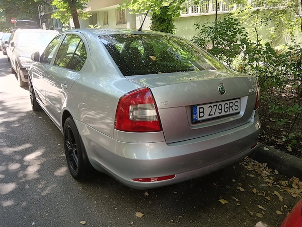 SKODA Octavia 2011 — imagine 8