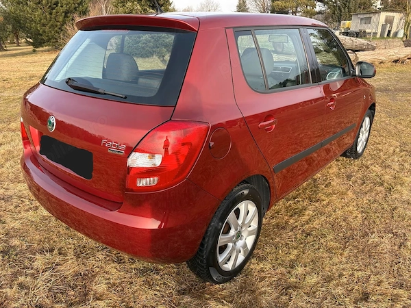 SKODA Fabia 2009 — imagine 3
