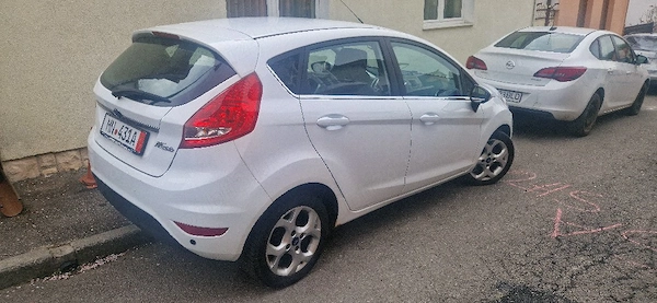 FORD Fiesta 2010 — imagine 4