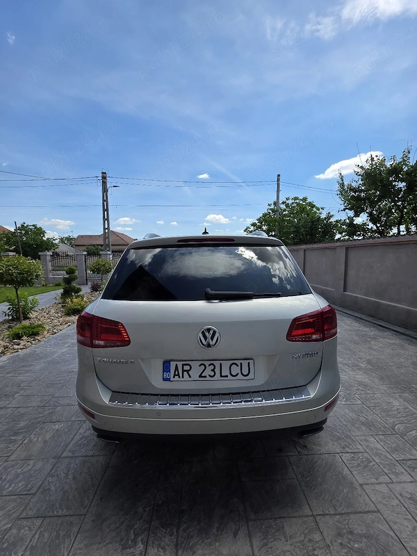 VOLKSWAGEN Touareg 2012 — imagine 2