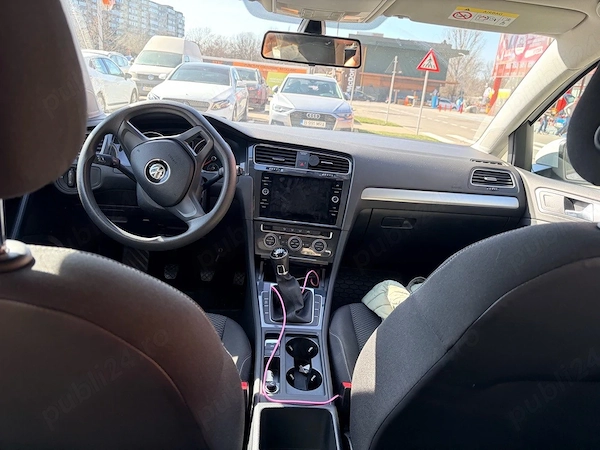 VOLKSWAGEN Golf 2020 — imagine 3