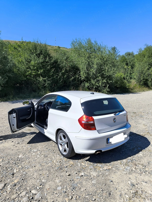 BMW 1 Series 2011 — imagine 3