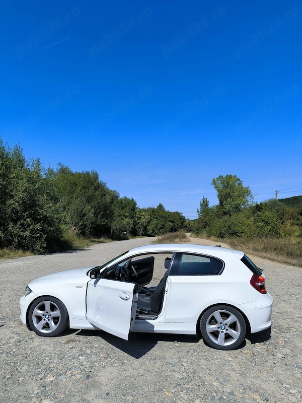 BMW 1 Series 2011 — imagine 2