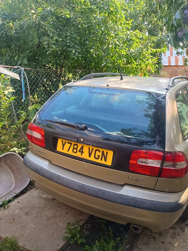 VOLVO V40 2001 — imagine 4