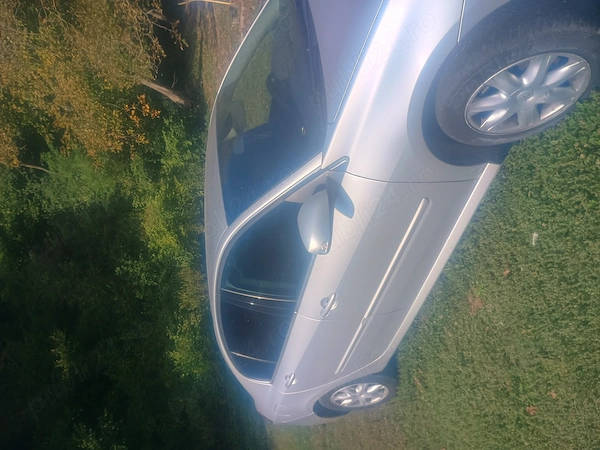 RENAULT Laguna 2010 — imagine 2