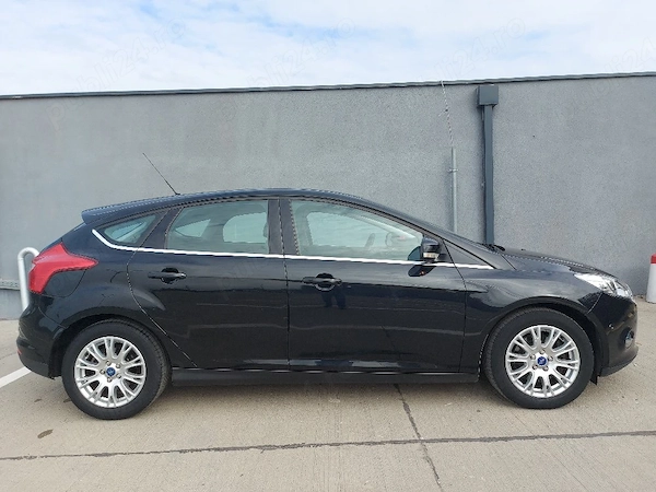 FORD Focus 2011 — imagine 2
