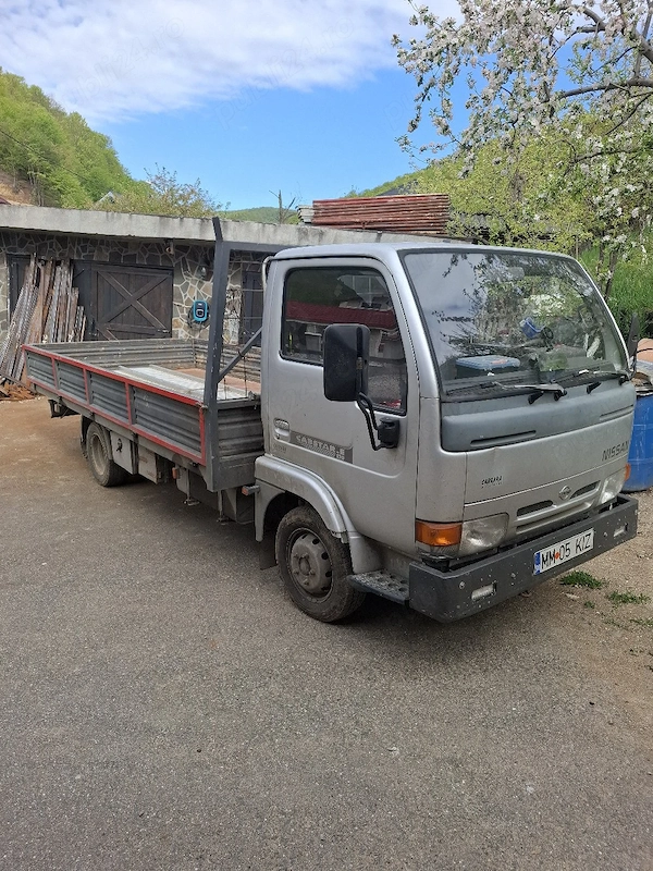 NISSAN  2000 — imagine 2