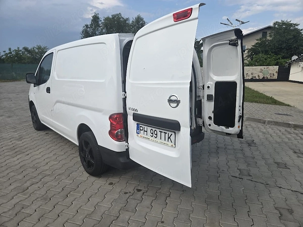NISSAN NV200 2015 — imagine 4