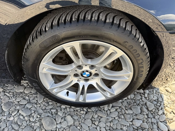 BMW 5 Series 2012 — imagine 5