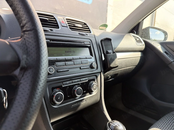 VOLKSWAGEN Golf 2010 — imagine 14