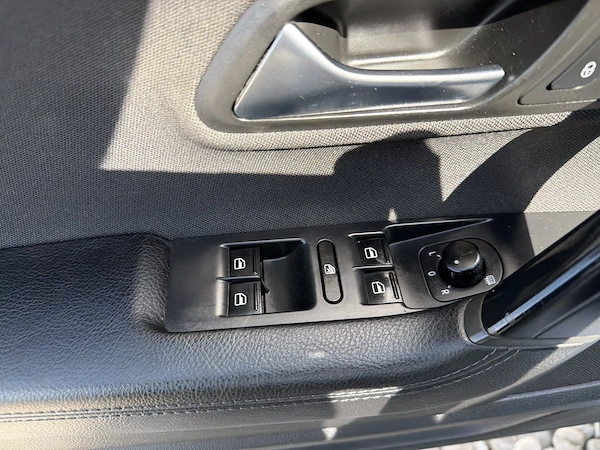 VOLKSWAGEN Passat CC 2013 — imagine 14