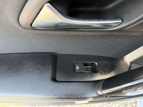 VOLKSWAGEN Passat CC 2013 — imagine 13