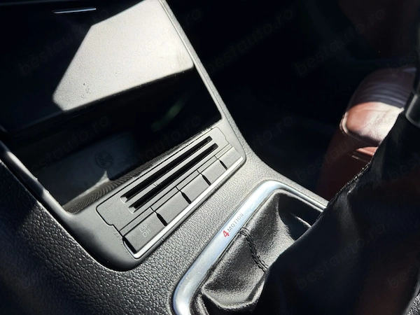VOLKSWAGEN Tiguan 2009 — imagine 17