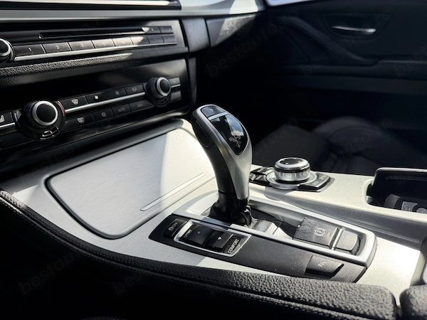 BMW 5 Series 2012 — imagine 15