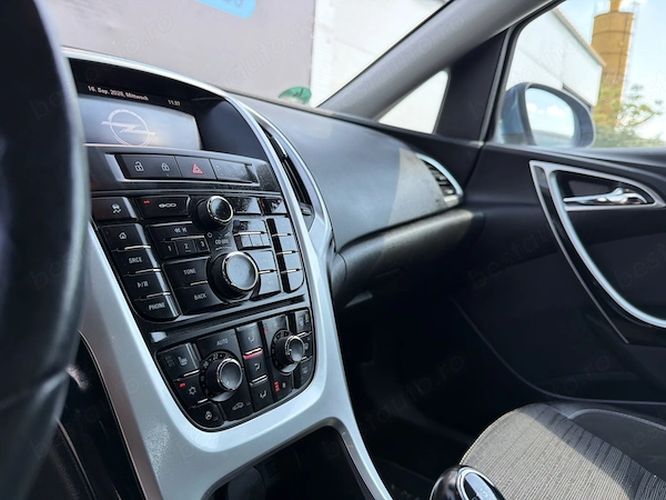 OPEL Astra 2014 — imagine 14
