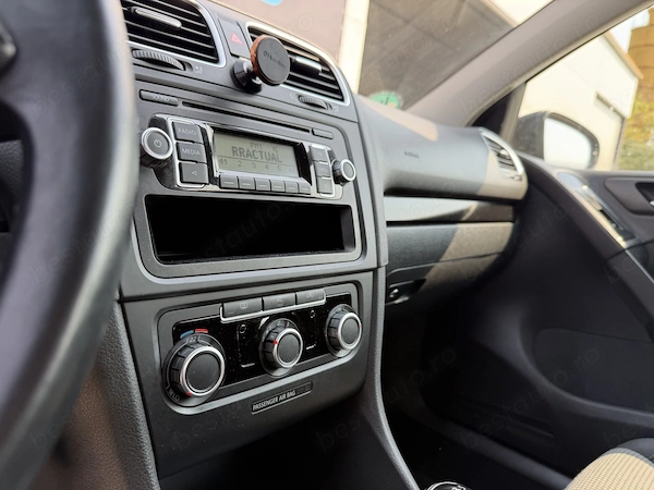 VOLKSWAGEN Golf 2010 — imagine 14