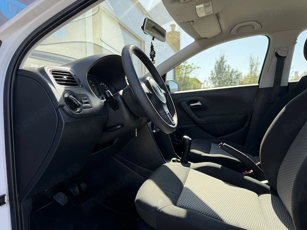 VOLKSWAGEN Polo 2012 — imagine 17