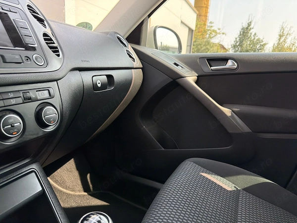 VOLKSWAGEN Tiguan 2009 — imagine 16