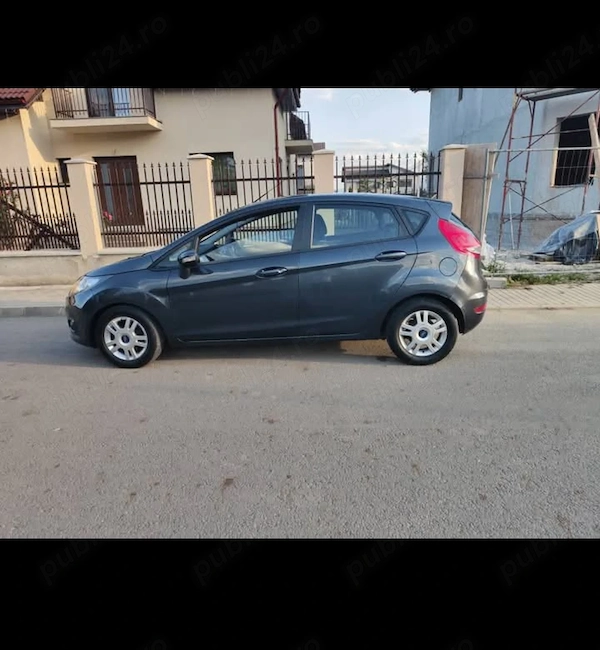 FORD Fiesta 2011 — imagine 2