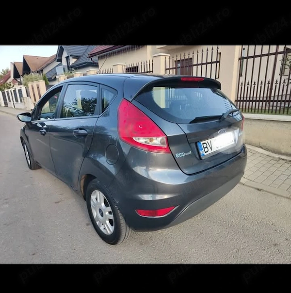 FORD Fiesta 2011 — imagine 3