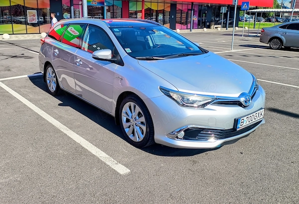 TOYOTA Auris 2017 — imagine 2
