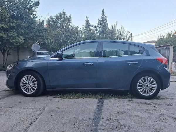 FORD Focus 2020 — imagine 3
