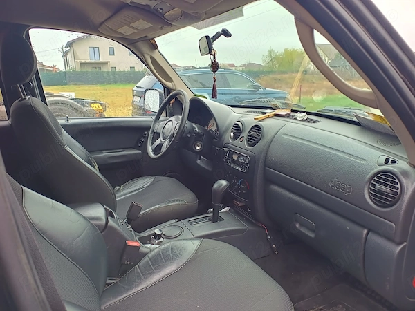 JEEP Cherokee 2004 — imagine 4
