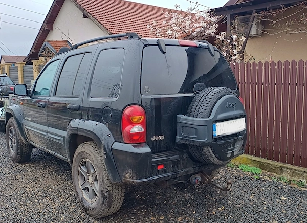 JEEP Cherokee 2004 — imagine 2