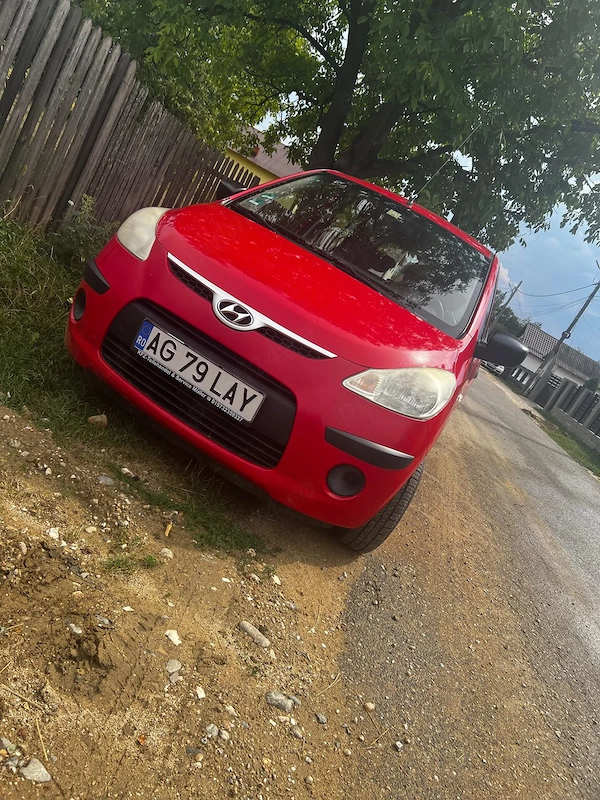 HYUNDAI i10 2010 — imagine 3