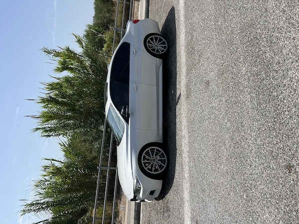 BMW 3 Series 2012 — imagine 10
