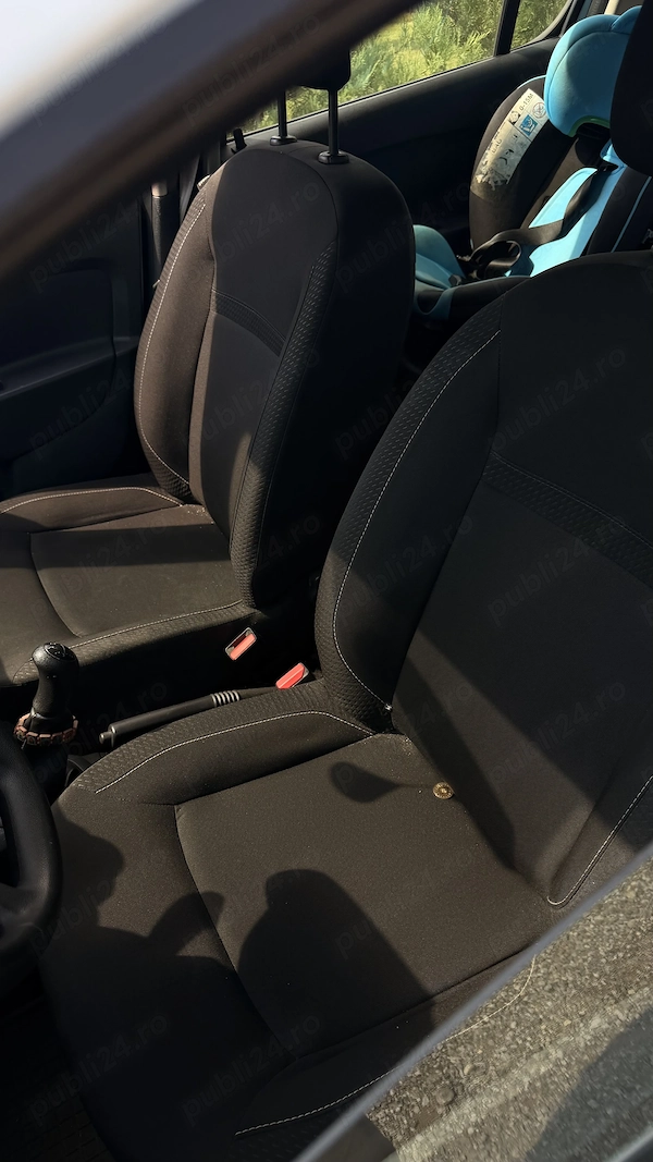 DACIA Sandero 2017 — imagine 3